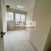Bureaux A LOUER - LYON - 85 m² Bureaux A LOUER - LYON - 85 m²