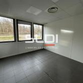 Locaux d'activités A LOUER - SAINT PRIEST - 2 160 m² Locaux d'activités A LOUER - SAINT PRIEST - 2 160 m²