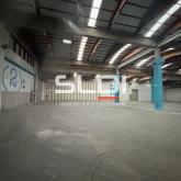 Locaux d'activités A LOUER - SAINT PRIEST - 2 160 m² Locaux d'activités A LOUER - SAINT PRIEST - 2 160 m²