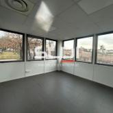 Locaux d'activités A LOUER - SAINT PRIEST - 2 160 m² Locaux d'activités A LOUER - SAINT PRIEST - 2 160 m²