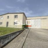 Locaux d'activités A LOUER - SAINT LAURENT DE MURE - 740 m² Locaux d'activités A LOUER - SAINT LAURENT DE MURE - 740 m²