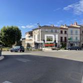 Commerces A VENDRE - SOUCIEU EN JARREST - 100 m² Commerces A VENDRE - SOUCIEU EN JARREST - 100 m²