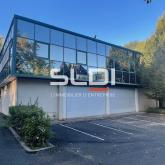 Locaux d'activités A VENDRE OU A LOUER - LIMONEST - 950 m²