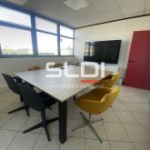 Bureaux A VENDRE OU A LOUER - BRON - 153 m² Bureaux A VENDRE OU A LOUER - BRON - 153 m²