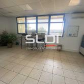 Bureaux A VENDRE OU A LOUER - BRON - 153 m² Bureaux A VENDRE OU A LOUER - BRON - 153 m²