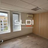 Bureaux A LOUER - LYON - 103 m² Bureaux A LOUER - LYON - 103 m²