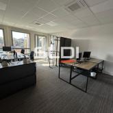 Bureaux A LOUER - DARDILLY - 343 m² Bureaux A LOUER - DARDILLY - 343 m²