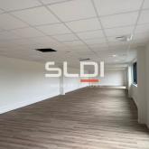 Locaux d'activités A LOUER - SAINT LAURENT DE MURE - 5 687 m² Locaux d'activités A LOUER - SAINT LAURENT DE MURE - 5 687 m²