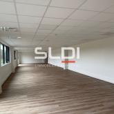 Locaux d'activités A LOUER - SAINT LAURENT DE MURE - 5 687 m² Locaux d'activités A LOUER - SAINT LAURENT DE MURE - 5 687 m²