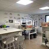 Locaux d'activités A VENDRE - RILLIEUX LA PAPE - 850 m² Locaux d'activités A VENDRE - RILLIEUX LA PAPE - 850 m²