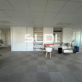 Bureaux A LOUER - DARDILLY - 345 m² Bureaux A LOUER - DARDILLY - 345 m²