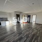 Bureaux A LOUER - HEYRIEUX - 77 m² Bureaux A LOUER - HEYRIEUX - 77 m²