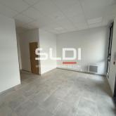 Locaux d'activités A LOUER - SAINT QUENTIN FALLAVIER - 176 m² Locaux d'activités A LOUER - SAINT QUENTIN FALLAVIER - 176 m²