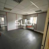 Locaux d'activités A LOUER - BELLEVILLE-EN-BEAUJOLAIS - 2 710 m² Locaux d'activités A LOUER - BELLEVILLE-EN-BEAUJOLAIS - 2 710 m²
