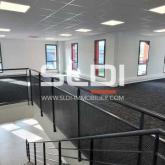 Locaux d'activités A LOUER - CHASSIEU - 630 m²