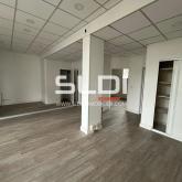 Commerces A VENDRE OU A LOUER - NEUVILLE SUR SAONE - 27 m² Commerces A VENDRE OU A LOUER - NEUVILLE SUR SAONE - 27 m²