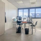 Locaux d'activités A VENDRE OU A LOUER - LIMONEST - 650 m² Locaux d'activités A VENDRE OU A LOUER - LIMONEST - 650 m²