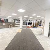Locaux d'activités A LOUER - VAULX EN VELIN - 1 115 m² Locaux d'activités A LOUER - VAULX EN VELIN - 1 115 m²