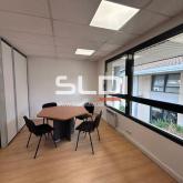 Bureaux A LOUER - LIMAS - 88 m² Bureaux A LOUER - LIMAS - 88 m²