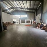 Locaux d'activités A LOUER - SAINT ETIENNE - 1 050 m²
