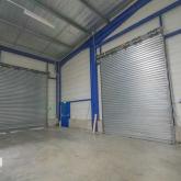 Activités A LOUER - COLOMBE - 1 102 m²