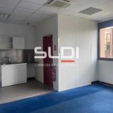 Bureaux A LOUER - LYON - 2 984 m² Bureaux A LOUER - LYON - 2 984 m²