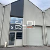 Locaux d'activités A LOUER - GENAS - 239 m² Locaux d'activités A LOUER - GENAS - 239 m²