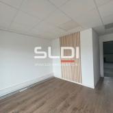 Locaux d'activités A LOUER - GENAS - 239 m² Locaux d'activités A LOUER - GENAS - 239 m²