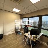 Bureaux A LOUER - LIMAS - 617 m² Bureaux A LOUER - LIMAS - 617 m²