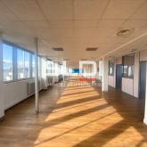 Bureaux A LOUER - SAINT PRIEST - 241 m² Bureaux A LOUER - SAINT PRIEST - 241 m²