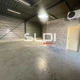 Locaux d'activités A LOUER - CHASSIEU - 297 m² Locaux d'activités A LOUER - CHASSIEU - 297 m²