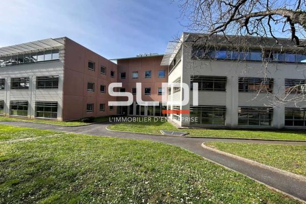 Bureaux A LOUER - ECULLY - 902 m²