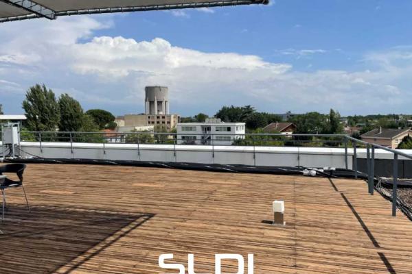 Bureaux A LOUER - DARDILLY - 1 952 m²