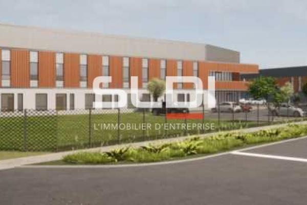 Locaux d'activités A LOUER - SAINT LAURENT DE MURE - 4 560 m²