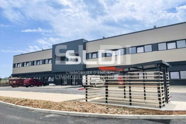 Locaux d'activités A LOUER - COLOMBIER SAUGNIEU - 3 853 m²