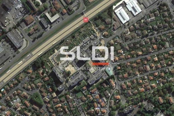 Locaux d'activités A VENDRE - VILLEFRANCHE SUR SAONE - 2 859 m²