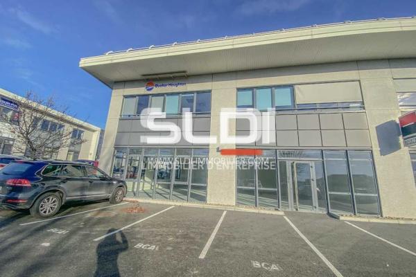 Commerces A LOUER - VILLEFRANCHE SUR SAONE - 457 m²