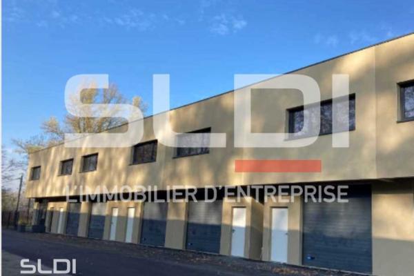 Locaux d'activités A LOUER - FLEURIEU SUR SAONE - 873 m²
