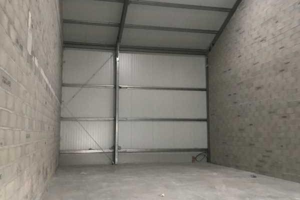 Locaux d'activités A LOUER - CHAVANOZ - 130 m²