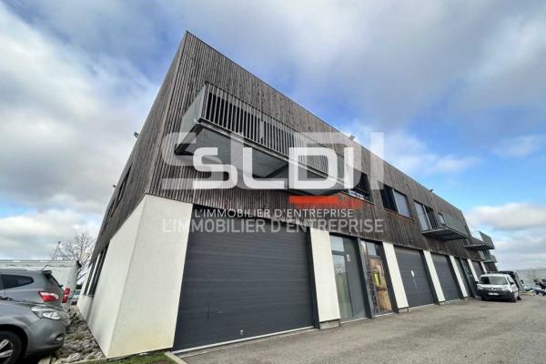 Locaux d'activités A VENDRE - MONTANAY - 133 m²