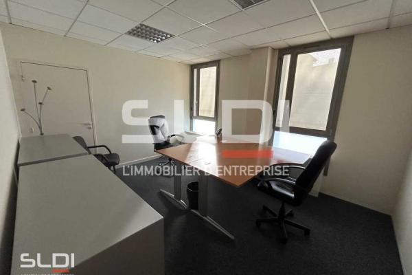 Bureaux A LOUER - LIMAS - 537 m²