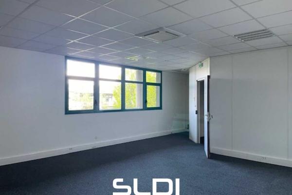 Bureaux A VENDRE - BRON - 152 m²