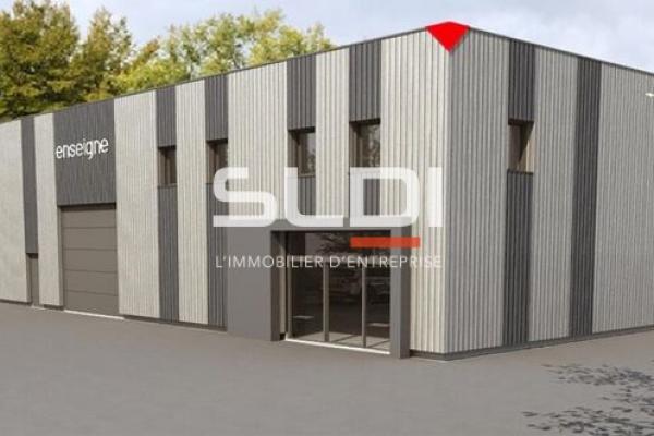 Locaux d'activités A VENDRE OU A LOUER - PERONNAS - 1 466 m²