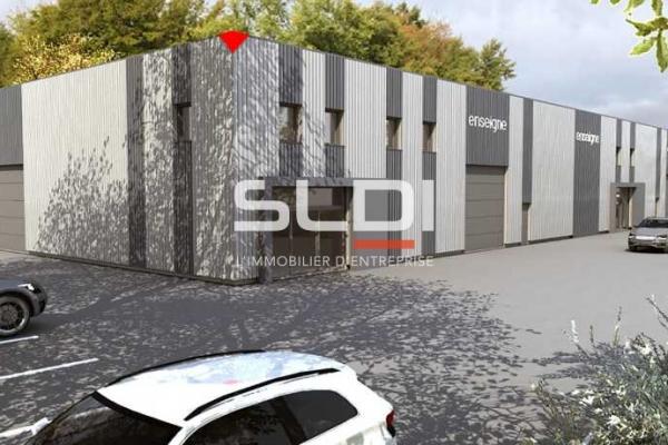 Locaux d'activités A VENDRE OU A LOUER - PERONNAS - 1 466 m²