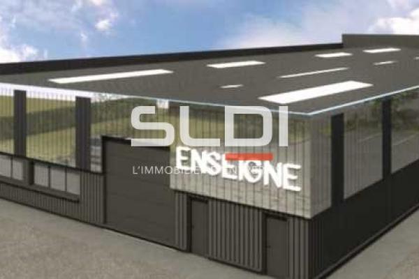 Locaux d'activités A VENDRE OU A LOUER - BRON - 1 970 m²