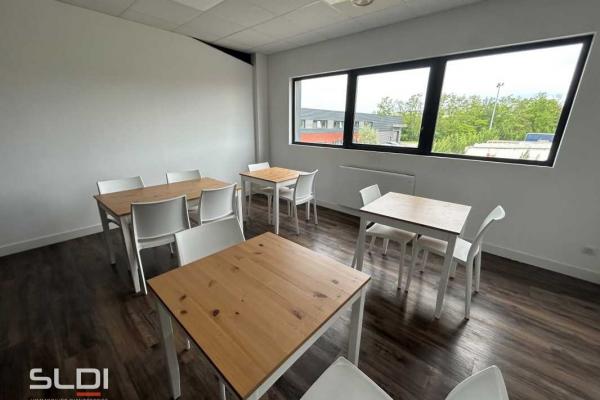 Bureaux A LOUER - MARCILLY D'AZERGUES - 88 m²