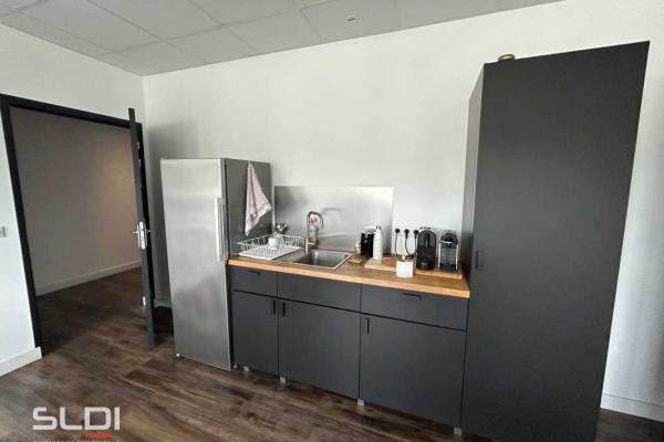 Bureaux A LOUER - MARCILLY D'AZERGUES - 88 m²