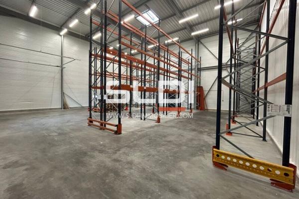 Locaux d'activités A LOUER - NEUVILLE SUR SAONE - 565 m²