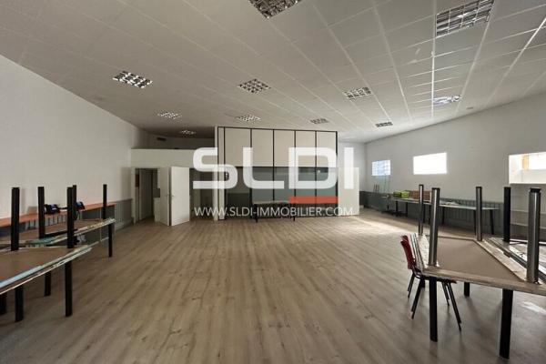 Bureaux A VENDRE OU A LOUER - GLEIZE - 130 m²