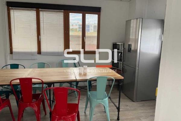 Bureaux A LOUER - VILLEURBANNE - 350 m²